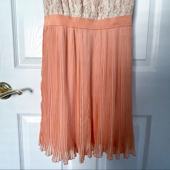 UO Lace and Chiffon Dress in Cream and Light Pink - Picture 4 of 5